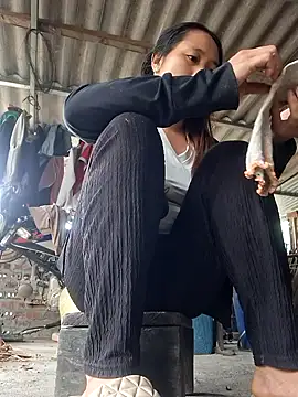 mo4mh online show from March 2026 12:08:04 AM