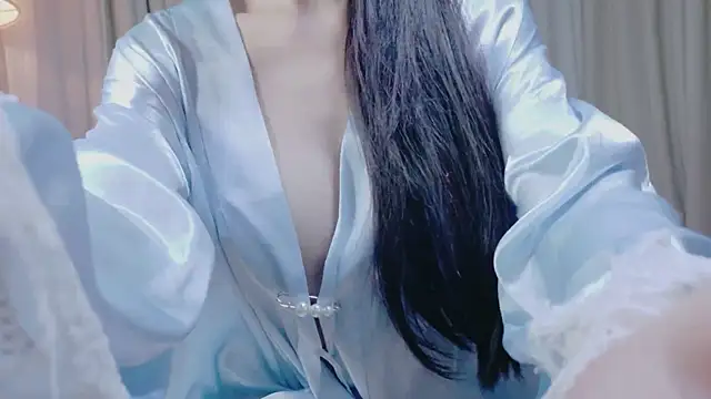 Vessi-babe online show from February 2026 06:08:01 PM