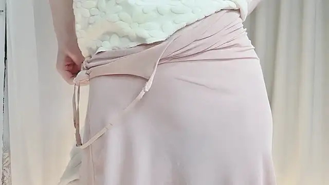 Vessi-babe online show from December 2025 05:21:02 AM