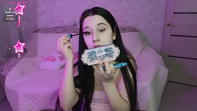 Eva Maller online show from March 2026 04:39:02 AM