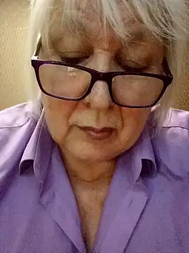 Alexia64231 online show from December 2025 03:51:01 AM