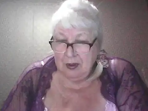Alexia64231 online show from June 2026 12:44:02 AM