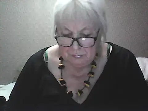 Snapshot of Alexia64231 chatting on September 2025 07:05:01 PM Alexia64231 online show from September 2025 07:05:01 PM