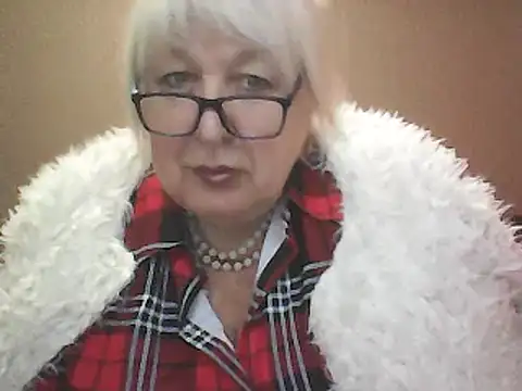 Snapshot of Alexia64231 chatting on October 2025 04:14:01 AM Alexia64231 online show from October 2025 04:14:01 AM