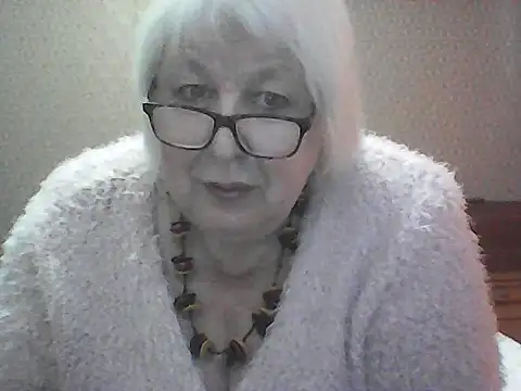Snapshot of Alexia64231 chatting on September 2025 04:29:01 AM Alexia64231 online show from September 2025 04:29:01 AM