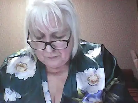 Snapshot of Alexia64231 chatting on January 2026 07:40:01 PM Alexia64231 online show from January 2026 07:40:01 PM