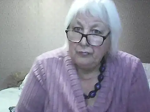 Snapshot of Alexia64231 chatting on September 2025 09:12:02 AM Alexia64231 online show from September 2025 09:12:02 AM
