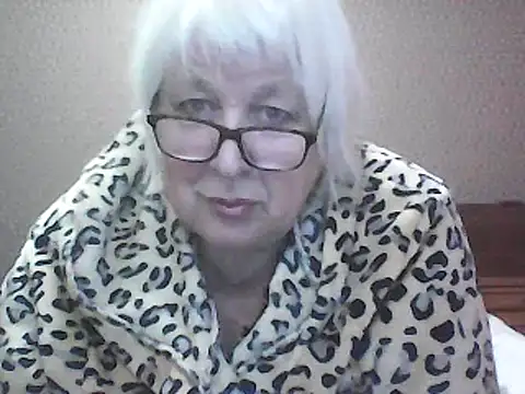 Snapshot of Alexia64231 chatting on September 2025 04:14:01 PM Alexia64231 online show from September 2025 04:14:01 PM