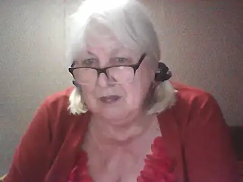 Alexia64231 online show from May 2026 05:38:01 PM