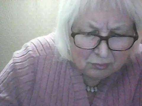 Snapshot of Alexia64231 chatting on September 2025 05:07:02 PM Alexia64231 online show from September 2025 05:07:02 PM