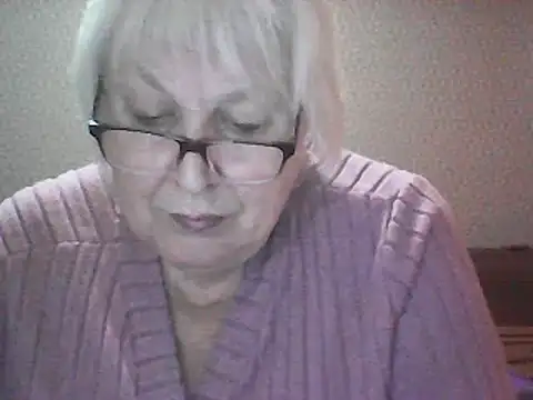 Snapshot of Alexia64231 chatting on October 2025 04:04:02 AM Alexia64231 online show from October 2025 04:04:02 AM