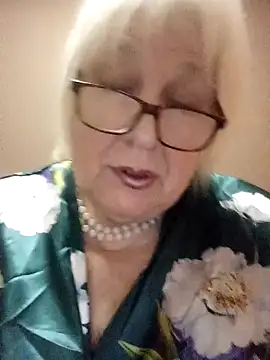 Alexia64231 online show from November 2025 04:39:01 AM