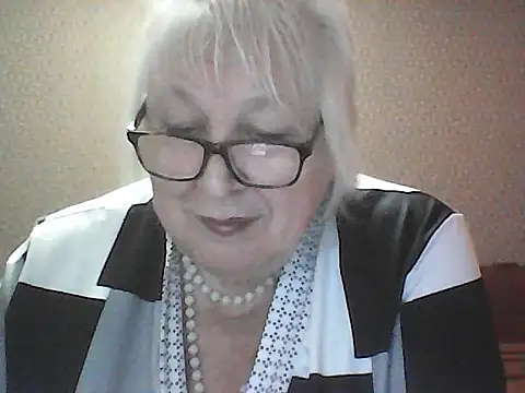 Snapshot of Alexia64231 chatting on October 2025 03:32:01 AM Alexia64231 online show from October 2025 03:32:01 AM