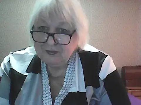 Snapshot of Alexia64231 chatting on October 2025 01:12:01 PM Alexia64231 online show from October 2025 01:12:01 PM