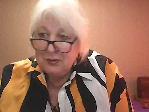 Snapshot of Alexia64231 chatting on October 2025 01:23:01 PM Alexia64231 online show from October 2025 01:23:01 PM
