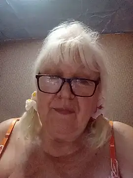 Alexia64231 online show from July 2026 12:28:02 AM
