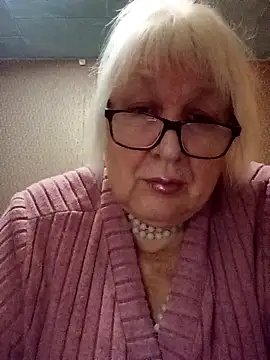 Alexia64231 online show from October 2025 07:35:01 PM