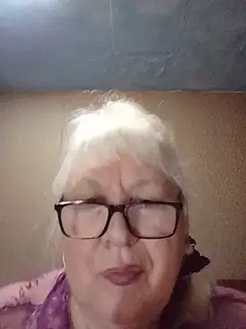 Alexia64231 online show from June 2026 09:12:01 PM