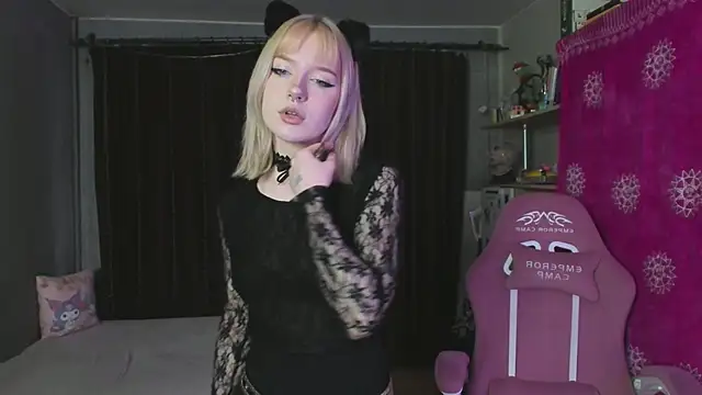 godlikegirlyy online show from September 2025 12:34:02 PM