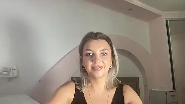 Snapshot of Beautysoul_ chatting on September 2025 01:59:02 PM Beautysoul online show from September 2025 01:59:02 PM