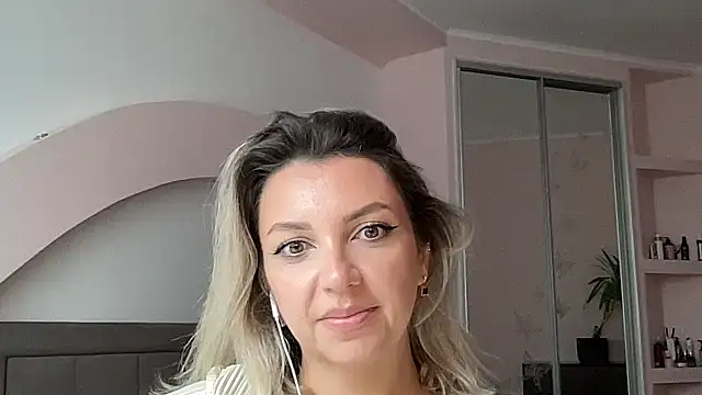 Snapshot of Beautysoul_ chatting on September 2025 10:59:01 AM Beautysoul online show from September 2025 10:59:01 AM