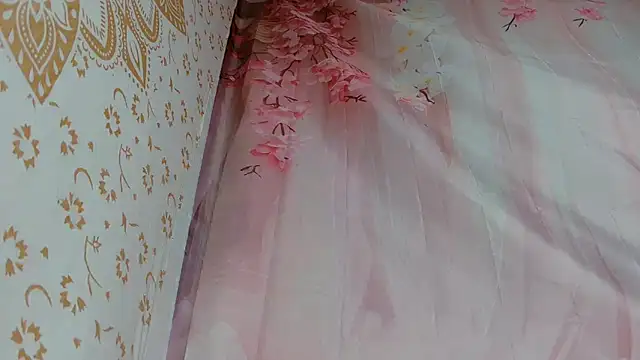 Barbie-Pink online show from March 2026 04:44:02 PM