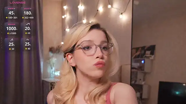 peachii meow online show from April 2026 05:58:02 PM