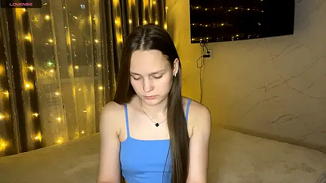 SoSweetGirl online show from December 2025 06:03:01 PM