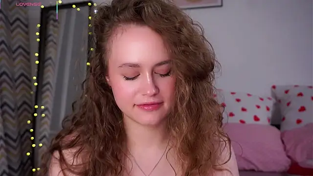 SusannaScholler online show from April 2026 10:34:02 PM