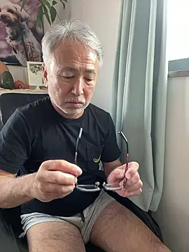 gholly2007 online show from November 2025 06:03:02 AM