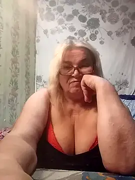 Snapshot of MargaritaSweet51 chatting on October 2025 11:28:02 PM MargaritaSweet51 online show from October 2025 11:28:02 PM