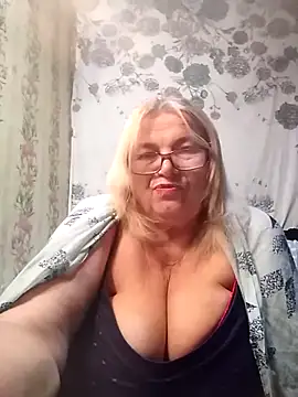 Snapshot of MargaritaSweet51 chatting on October 2025 09:04:02 PM MargaritaSweet51 online show from October 2025 09:04:02 PM