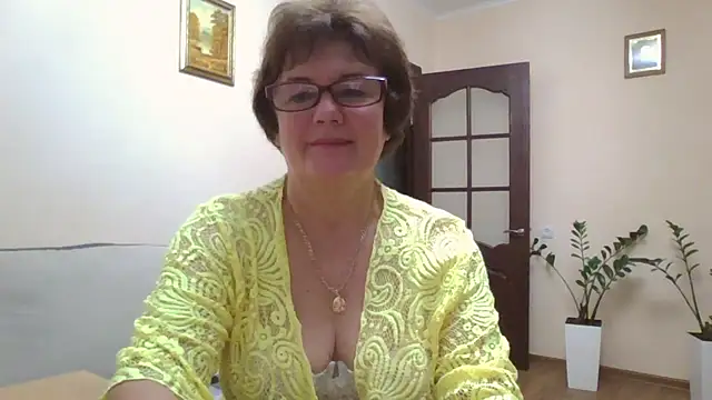 Snapshot of Galina56301 chatting on September 2025 06:29:02 PM Galina56301 online show from September 2025 06:29:02 PM