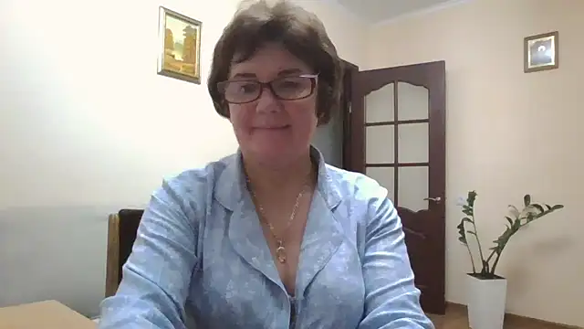 Snapshot of Galina56301 chatting on October 2025 04:19:02 PM Galina56301 online show from October 2025 04:19:02 PM