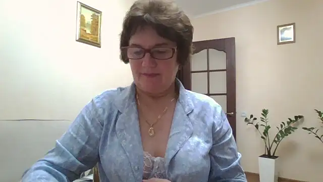 Snapshot of Galina56301 chatting on September 2025 07:20:02 PM Galina56301 online show from September 2025 07:20:02 PM