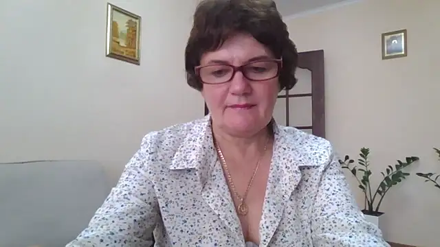 Snapshot of Galina56301 chatting on September 2025 12:54:01 PM Galina56301 online show from September 2025 12:54:01 PM