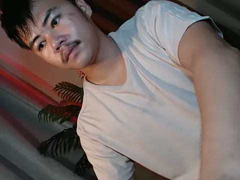 hot emman online show from June 2026 06:40:02 AM