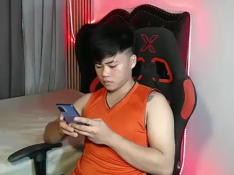 hot emman online show from January 2026 01:43:02 AM