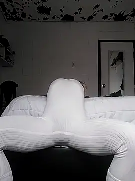 oxxy jean online show from May 2026 03:55:02 PM