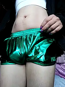 Snapshot of oxxy_jean chatting on October 2025 04:17:02 PM oxxy jean online show from October 2025 04:17:02 PM