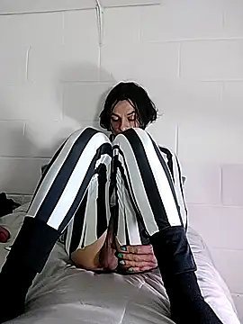 oxxy jean online show from February 2026 12:21:01 AM