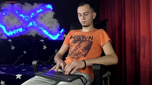 AxelMassimo online show from November 2025 03:51:04 AM