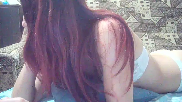 Snapshot of kiss_lovely_ chatting on November 2025 09:37:01 PM kiss lovely online show from November 2025 09:37:01 PM