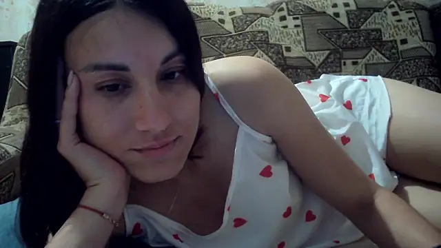kiss lovely  online show from May 2026 08:49:02 PM