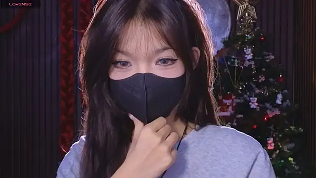      Panda      online show from December 2025 05:05:01 PM