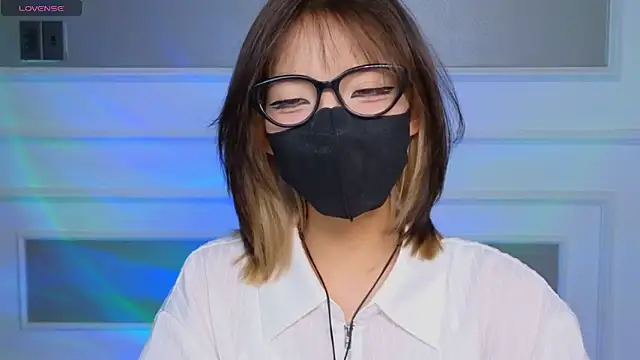      Panda      online show from April 2026 05:41:01 PM