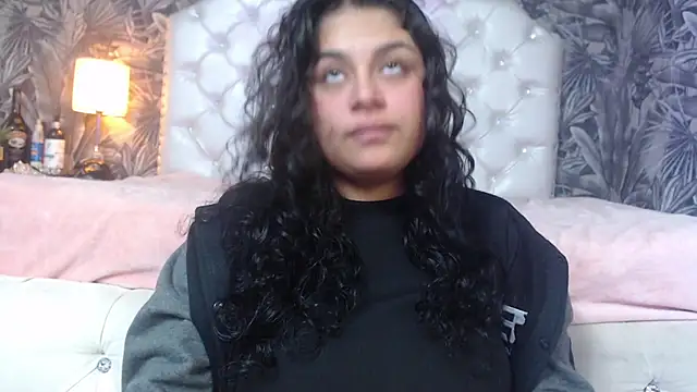 RylieRoss online show from November 2025 11:46:03 AM