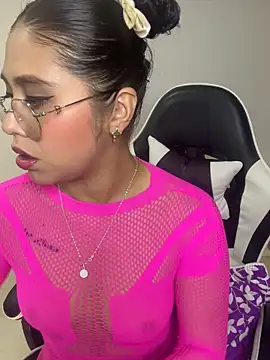 LuluMonroe Eup online show from January 2026 03:55:01 AM