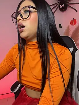 LuluMonroe Eup online show from October 2025 02:45:02 AM