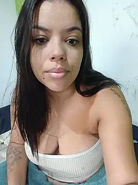 Snapshot of biancaalvess chatting on May 2026 10:21:02 AM biancaalvess online show from May 2026 10:21:02 AM